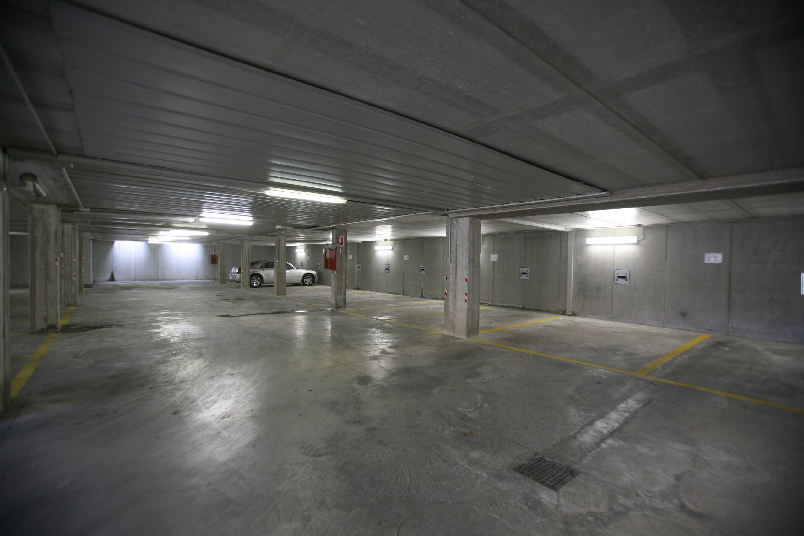 Il garage riservato gratuito Hotel a Lazise - il garage riservato
